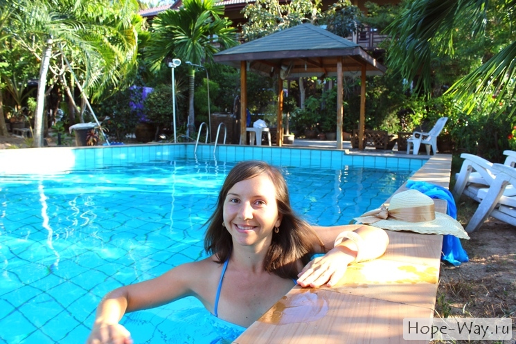 Наш бассейн на Самуи в Таиланде